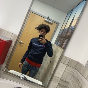 Meet your Posher, Luis